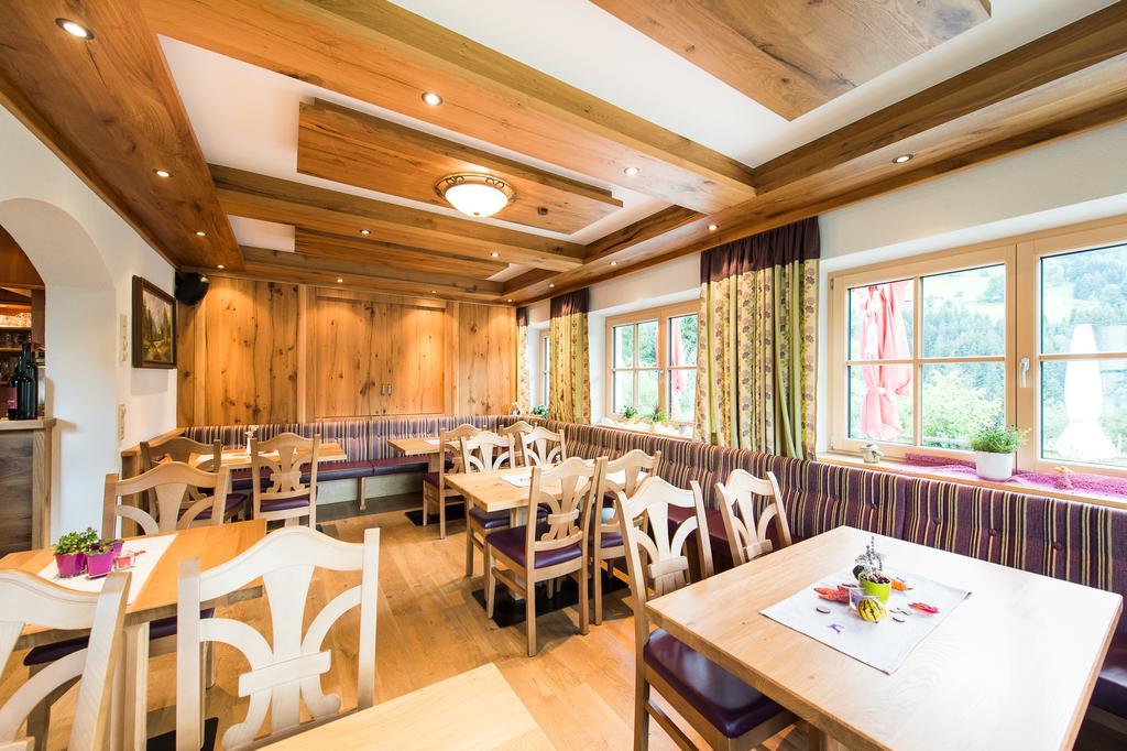 Hotel Gasthof Erbhof Anderlhof Leogang Exterior photo